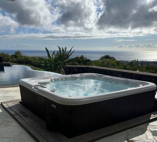 Kona Poolside Paradise gallery image 4