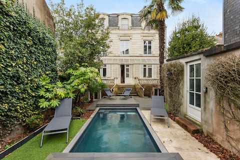 Downtown villa with heated pool