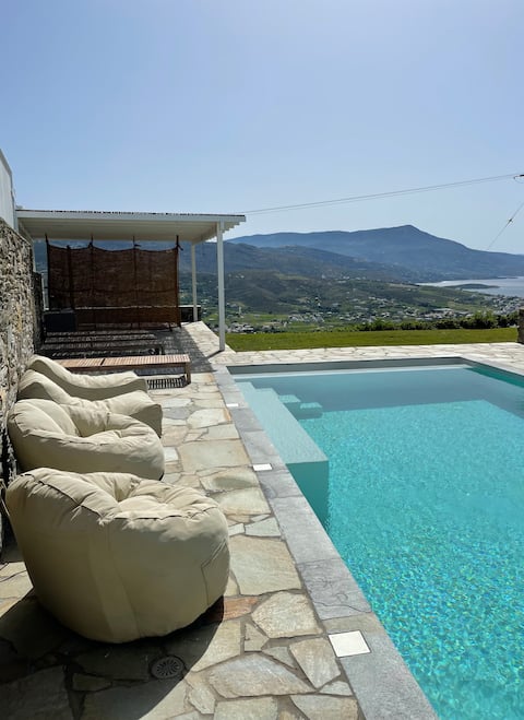 See view house, with heated pool on spring months