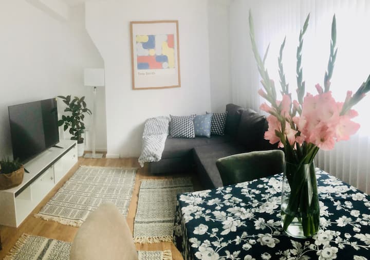 City Located Apartment - Londra
