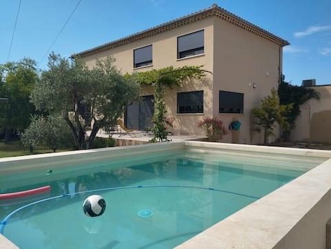 House in the heart of the fig trees