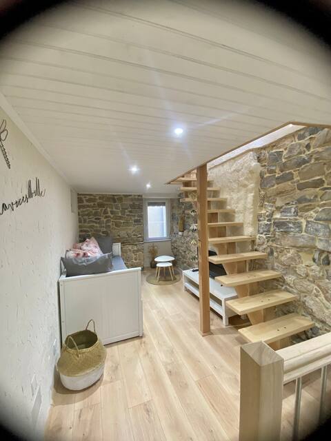 Evahlia's House