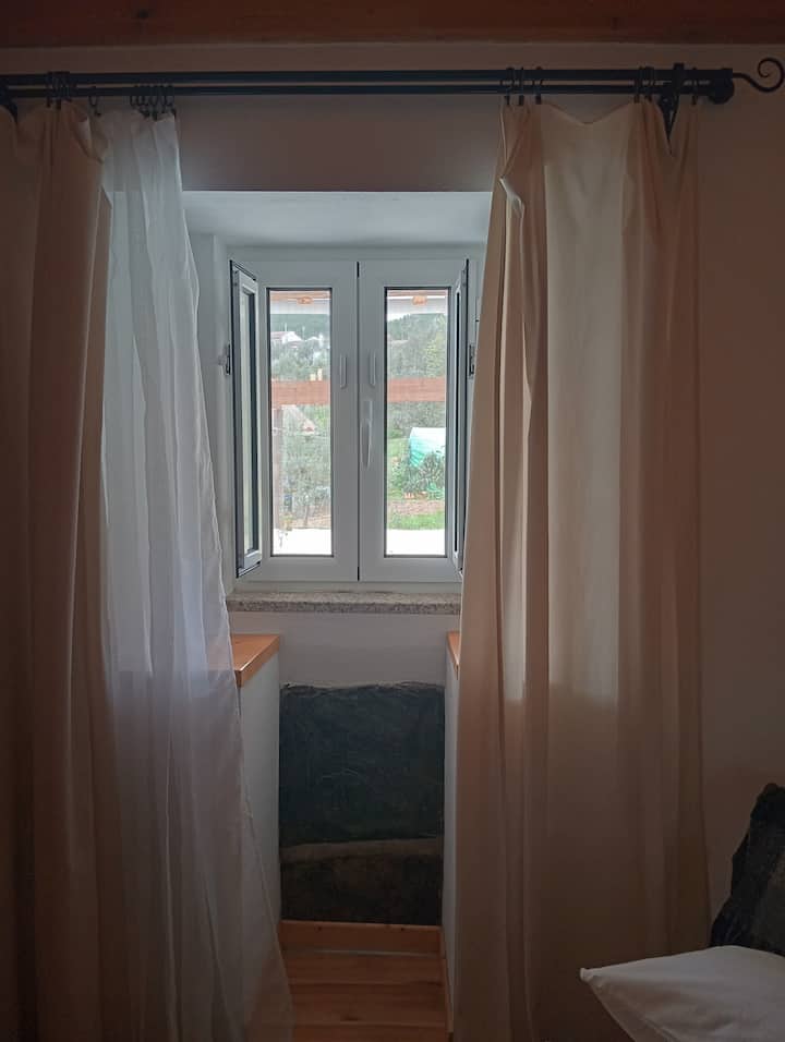 საძინებელი 1
