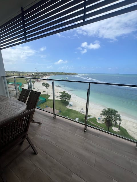 Playa Escondida, luxury ocean view apartment