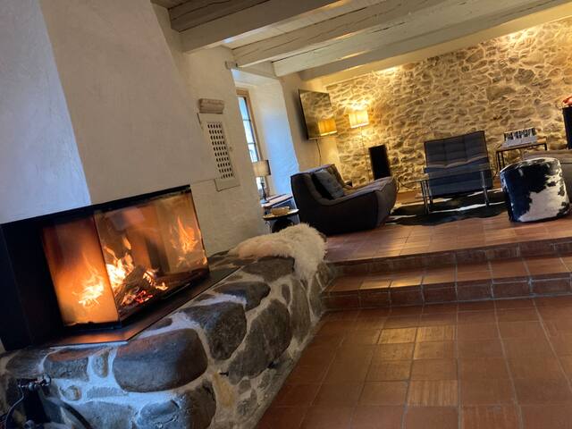 Demeure de charme, grand jardin & belle vue gallery image 2