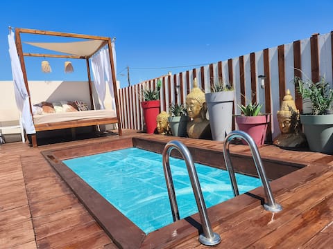 House with pool, nice view
