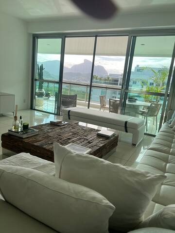 Exclusivo, estilo resort, Año Nuevo Carnaval gallery image 2