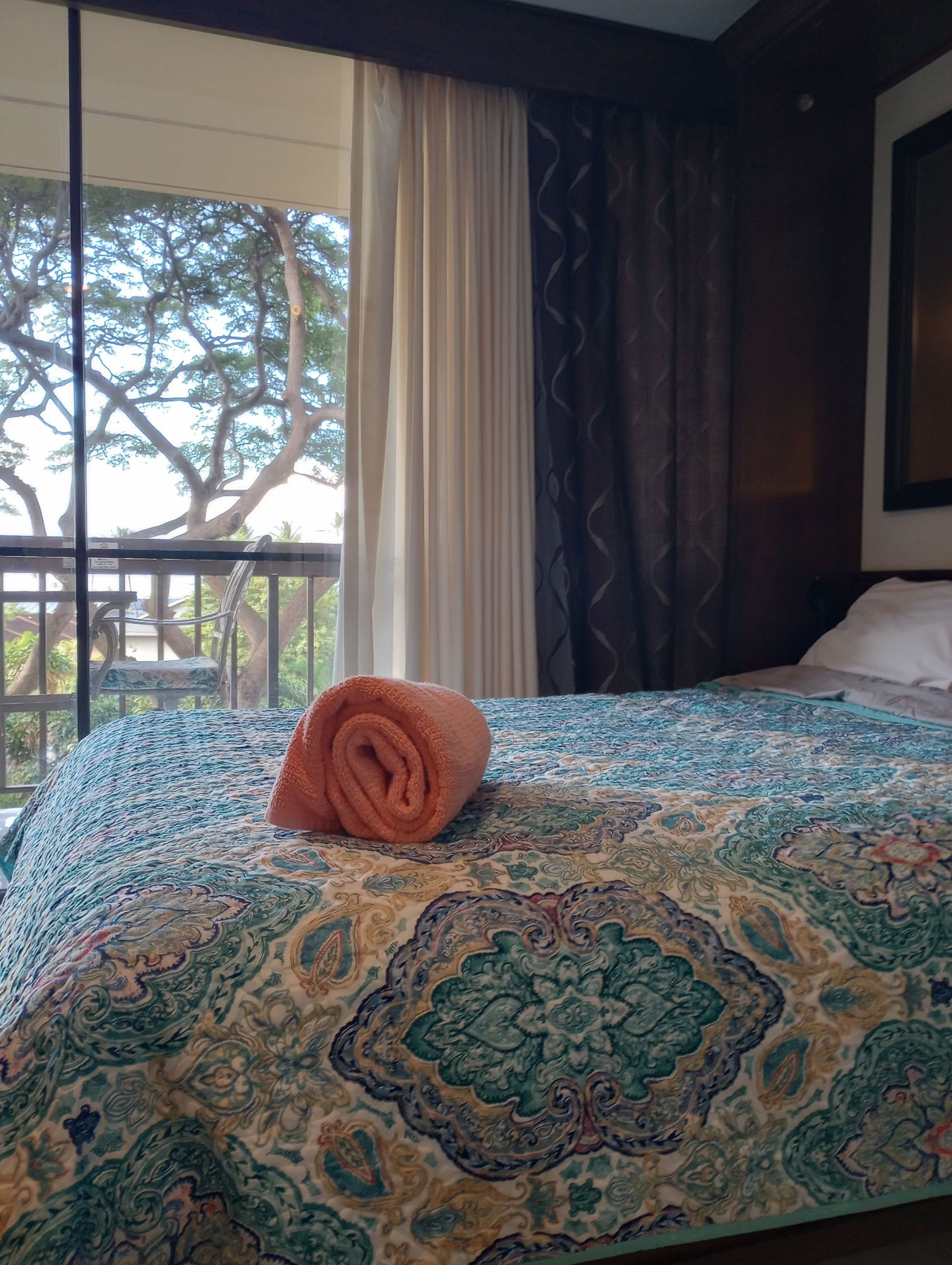 Condo in Kihei · ★4.98 · 1 bedroom · 2 beds · 1 bath - Image 4