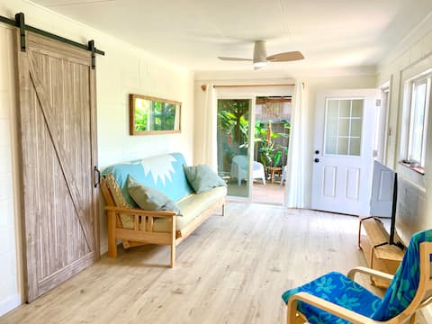 Country Getaway - Steps to the ocean!