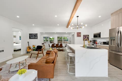 Top Airbnb: Havana House~LUXE-West Brickell in Miami