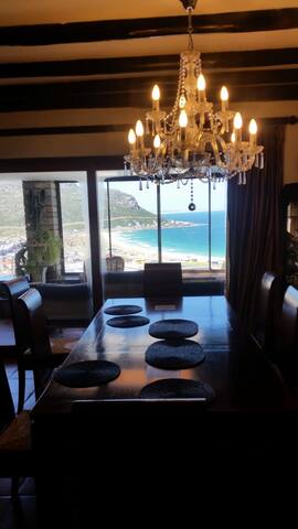 Seaside Villa in Fishhoek gallery image 5
