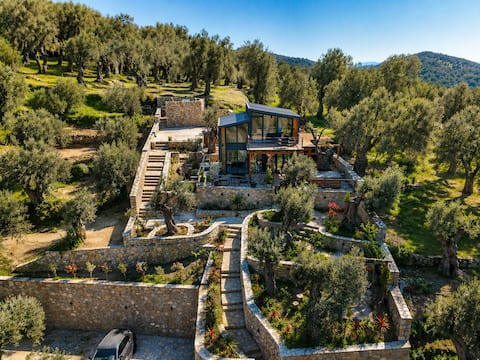 Popular Airbnb listing: Villa Tramonto D'Oro in Ulcinj Ulqin