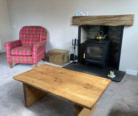 Top Airbnb: Cosy cottage in forest village of Nethy Bridge in Abernethy And Kincardine