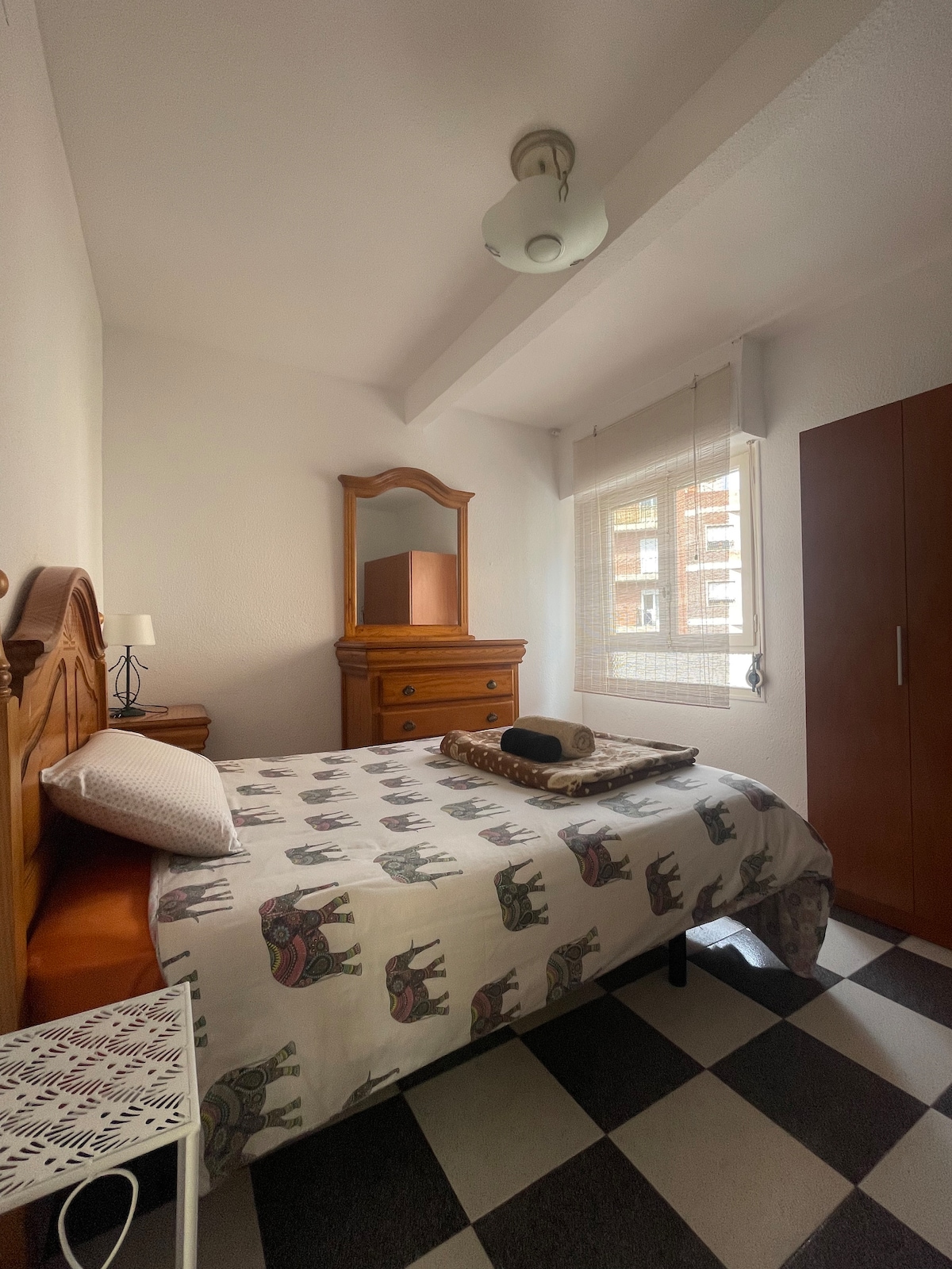 غرفة النوم 1