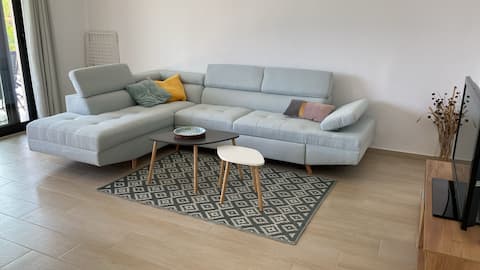 Top Airbnb: Apartment. 2 bedrooms. Spacious in Velipojë