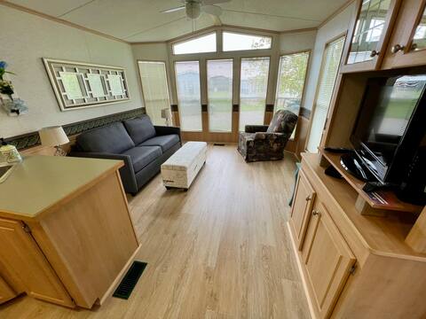Quarry View Villa w/ Golf Cart-Sleeps 7-Sherkston
