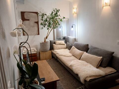 Airbnb performant: Cosy flat with a terrace - Pau city center à Pau