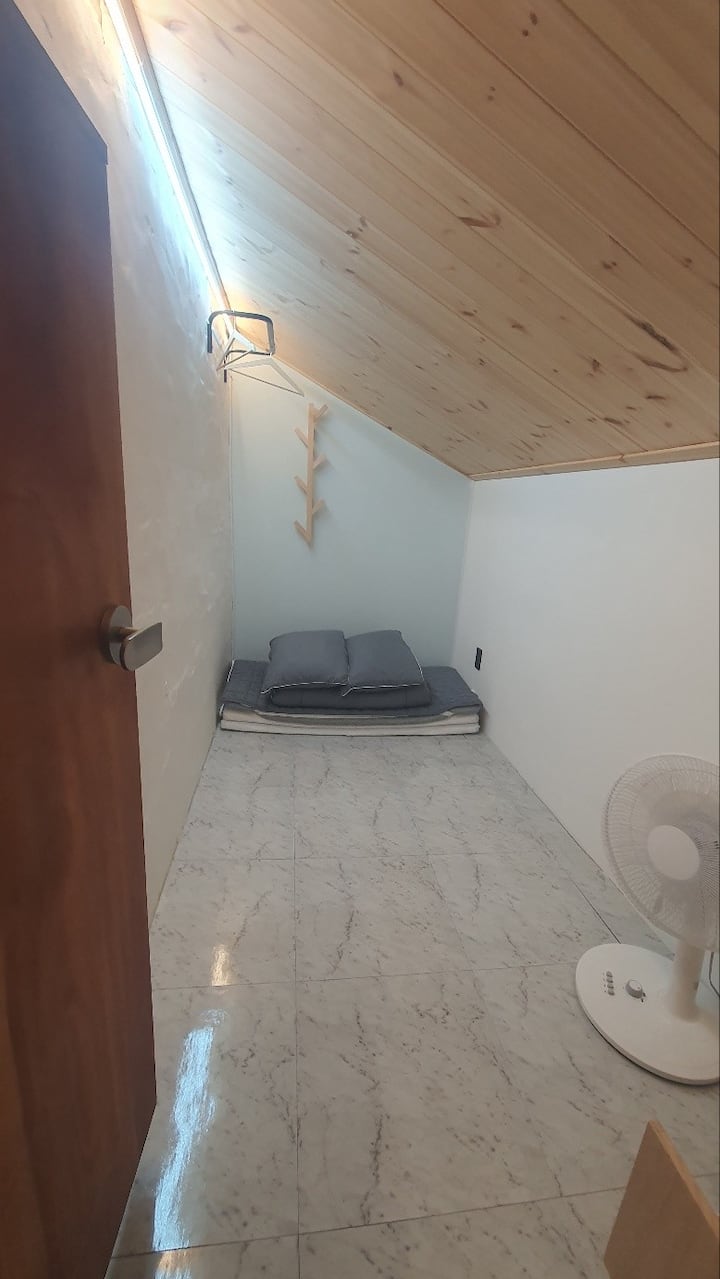 საძინებელი 3