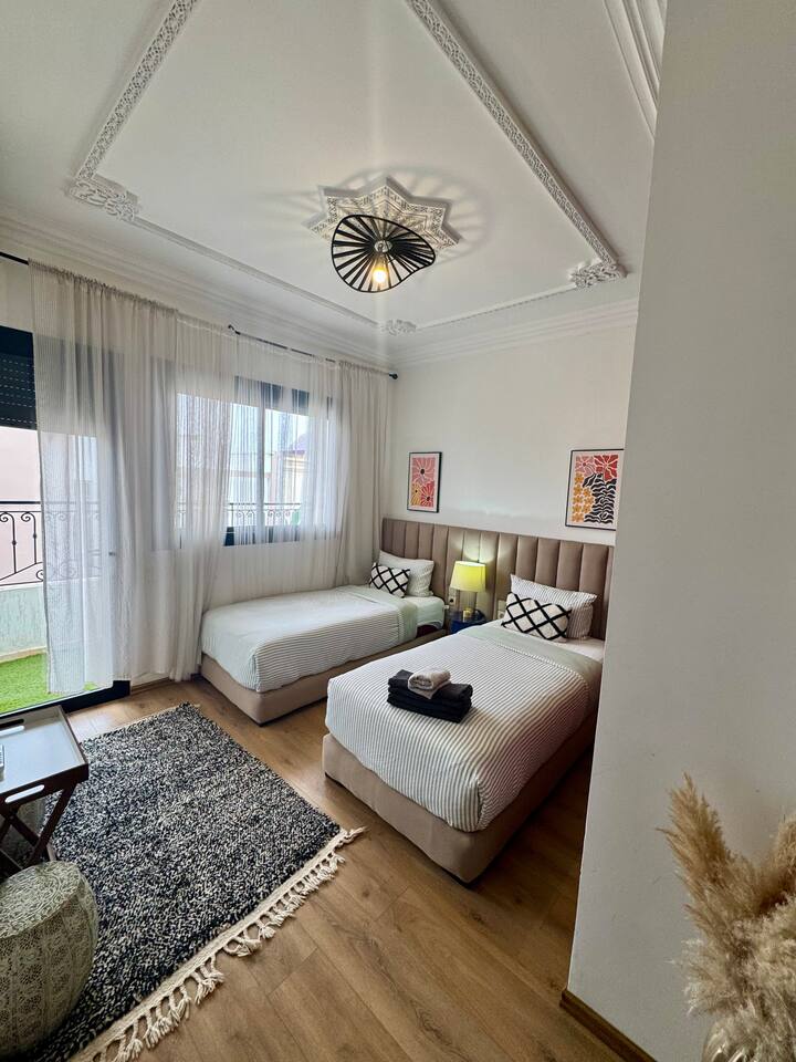 Chumba cha kulala 2 kitanda cha mtu mmoja 