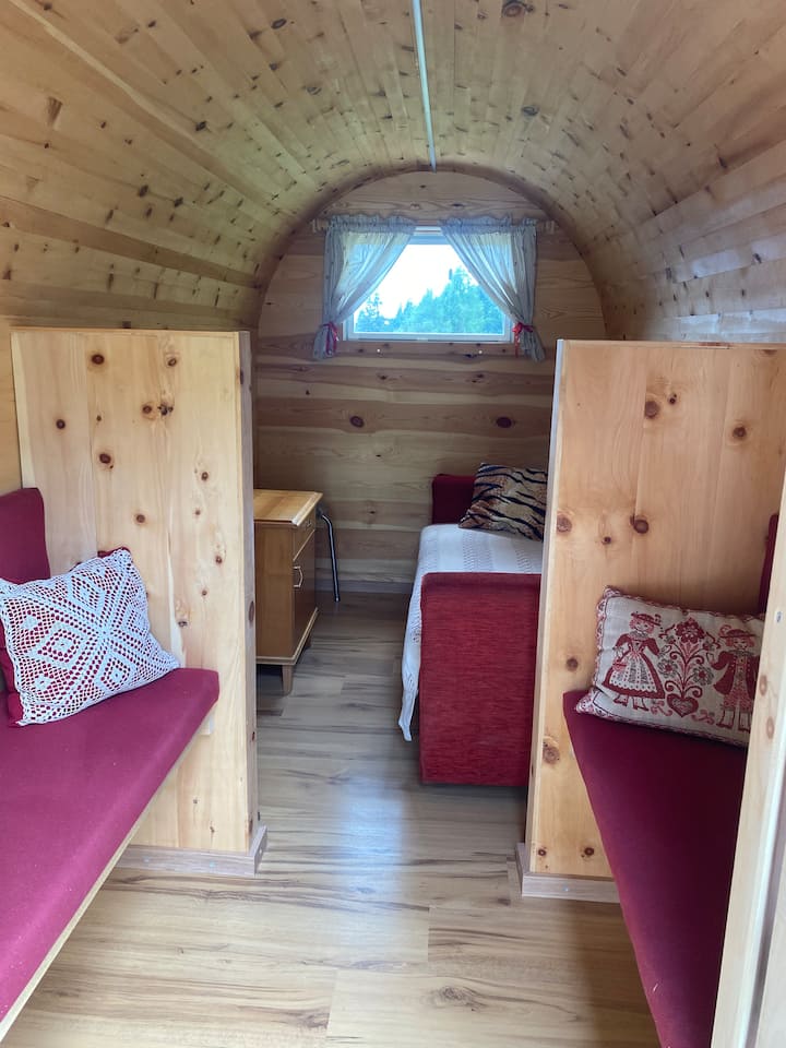 Urige Hütte Auf Der Alm - Austria