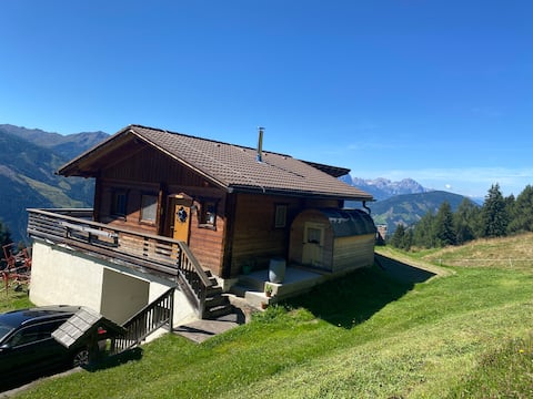 Quaint hut on the alpine pasture