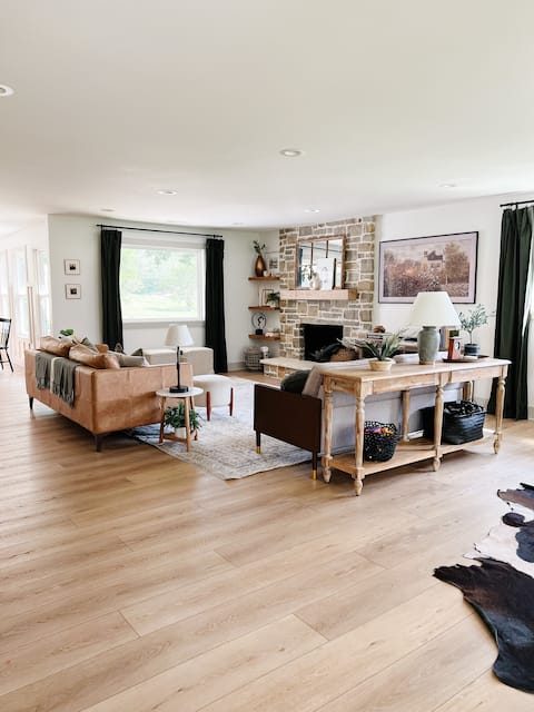 Renovated house on 55 acres - Silo Hill Farm