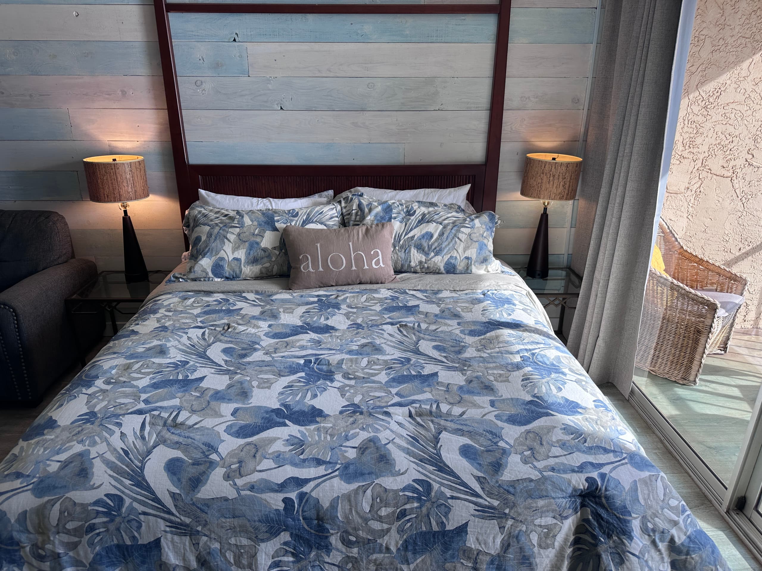 Condo in Lahaina · ★4.52 · Studio · 2 beds · 1 bath - Image 5