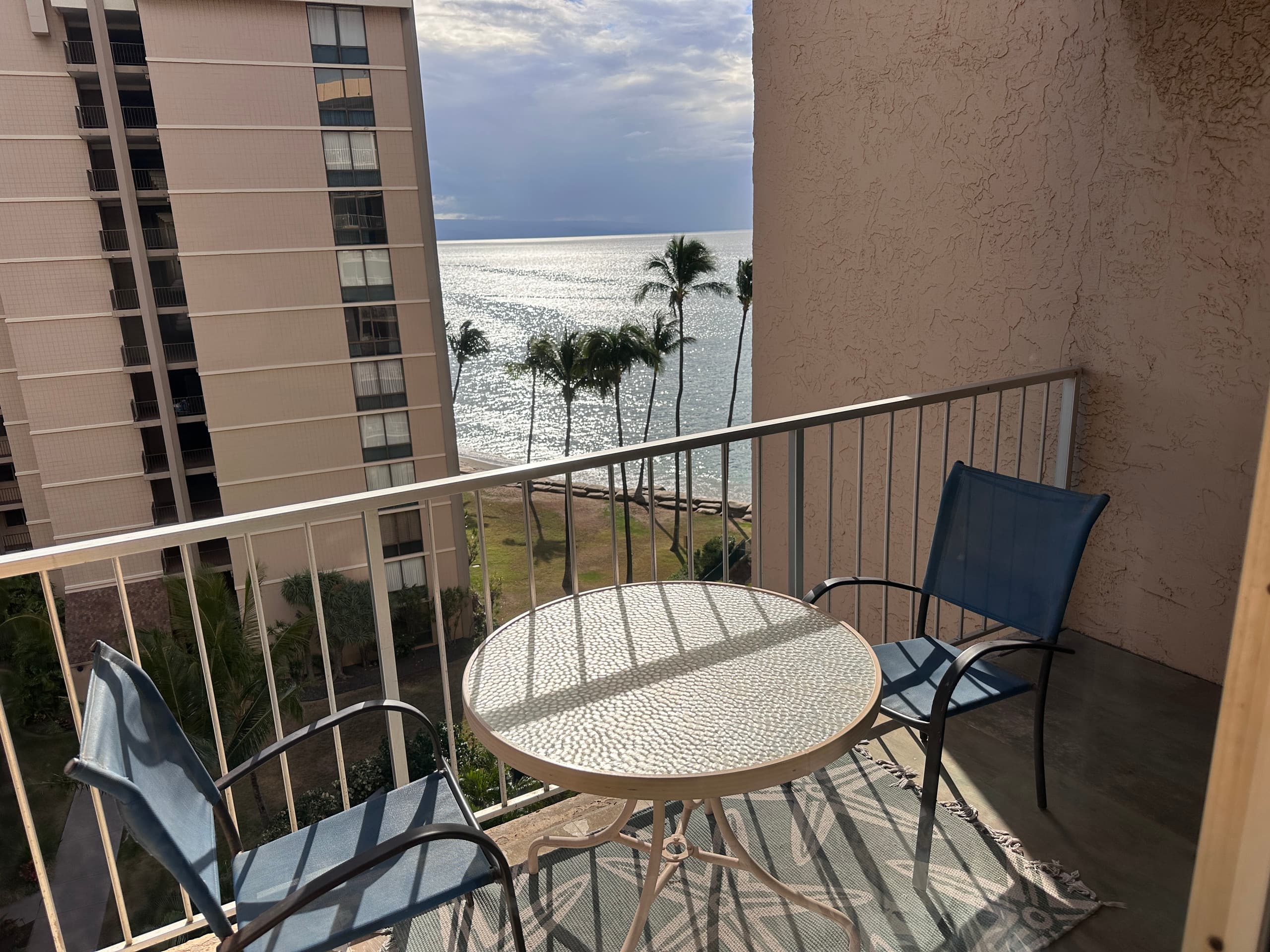 Condo in Lahaina · ★4.52 · Studio · 2 beds · 1 bath - Image 8