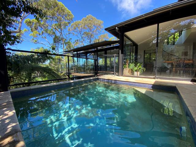 Little Cove Tree House gallery image 2