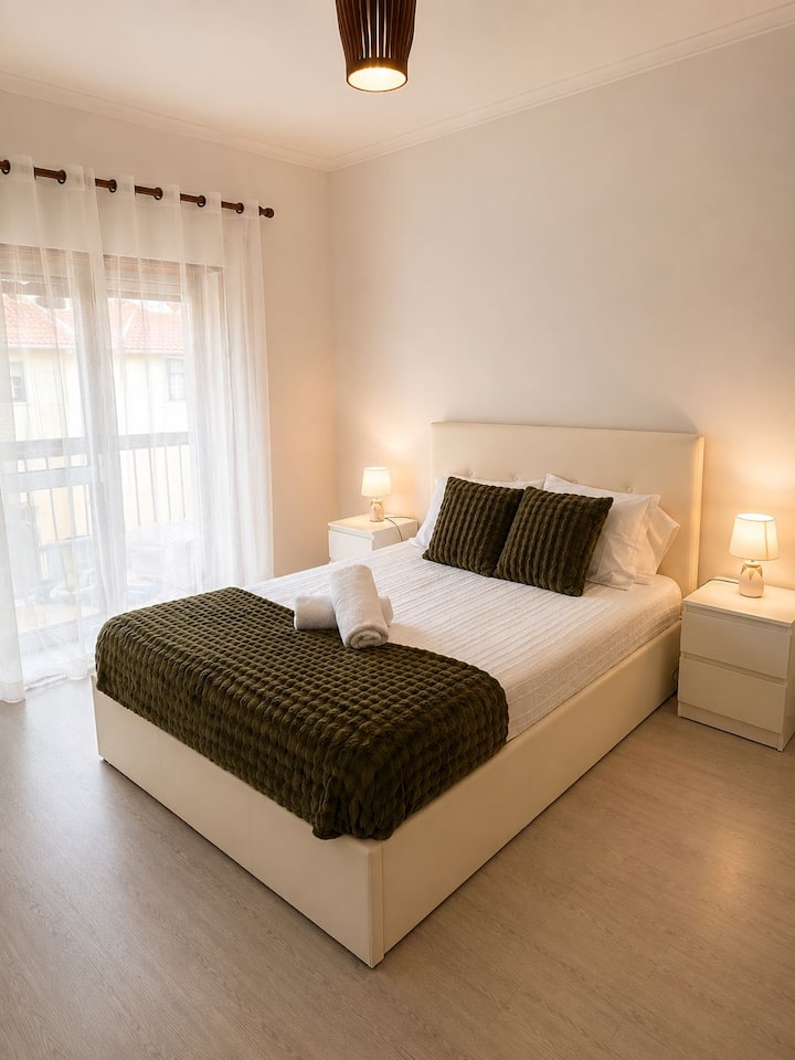 Nuarica Living - Room With Desk (Wfh) Beach Nearby - Almada