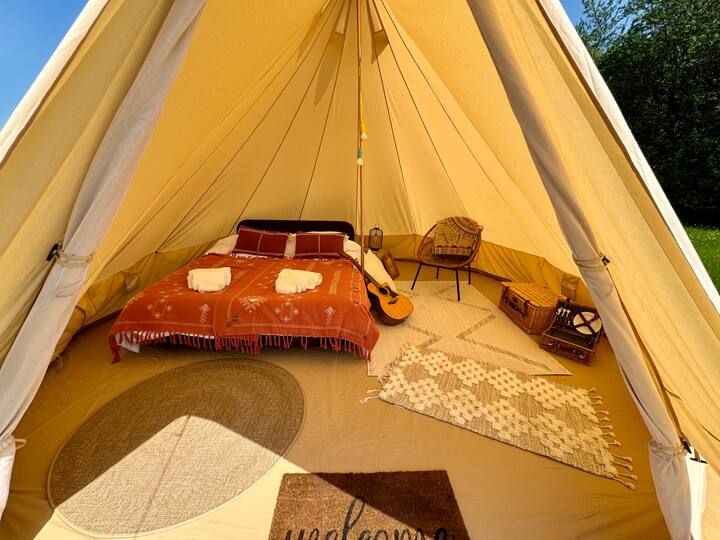 Sunseeker Tent - Deerfield Retreat - Stevenage
