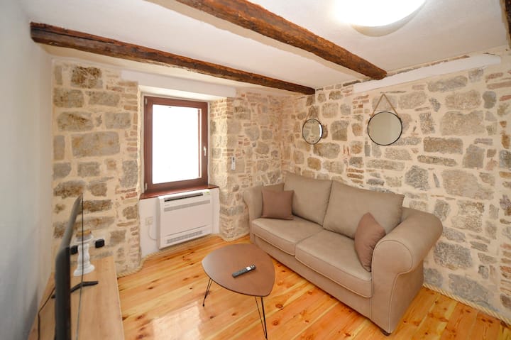 Stylish  Apartment In The Heart Of Old Town - Kotor