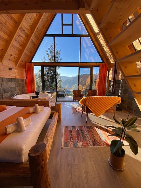 Popular Airbnb listing: Şeni Bungalow fairy tale room in Çamlıhemşin