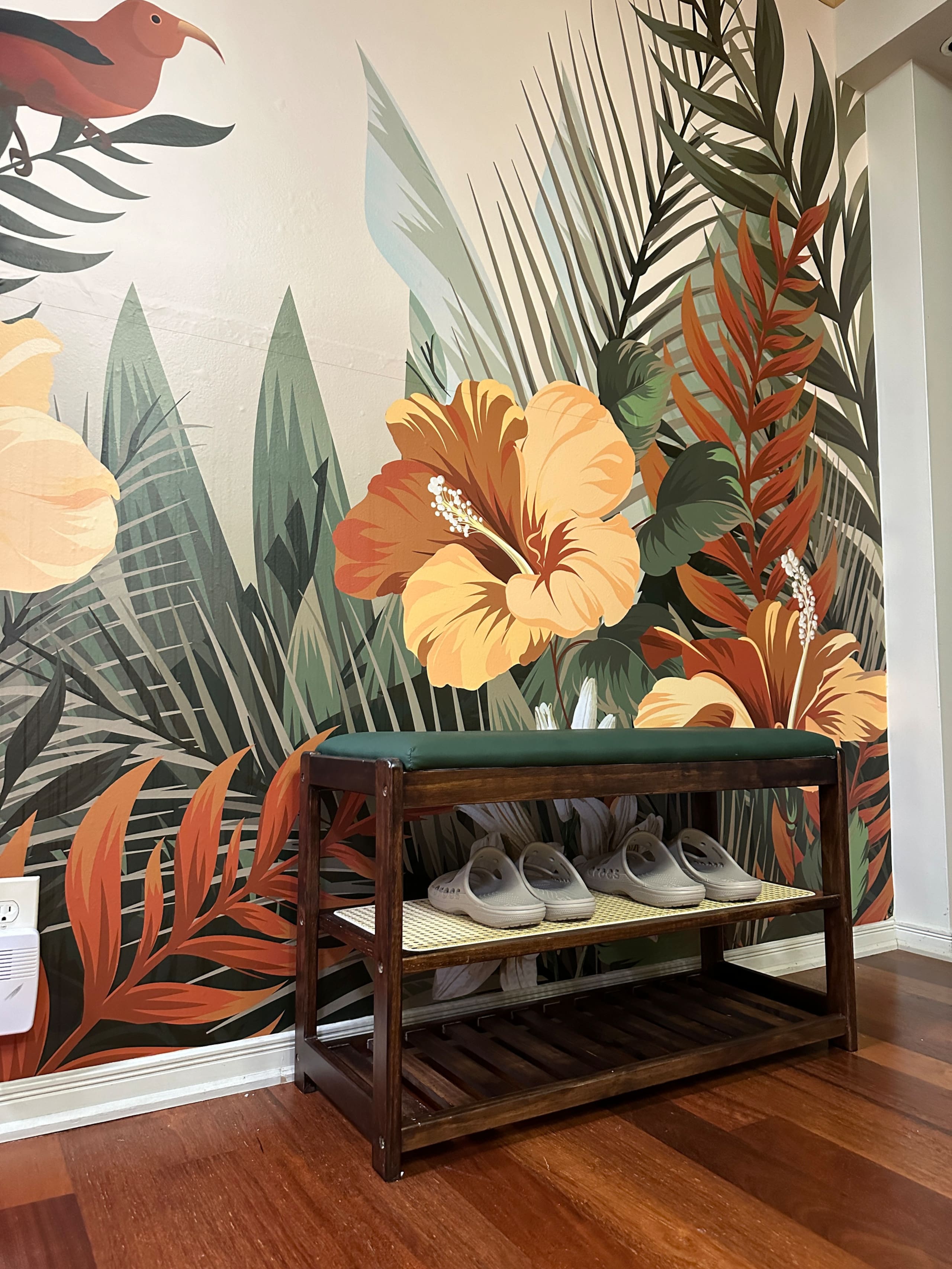 Condo in Honolulu · ★4.88 · 1 bedroom · 2 beds · 1 private bath - Image 63