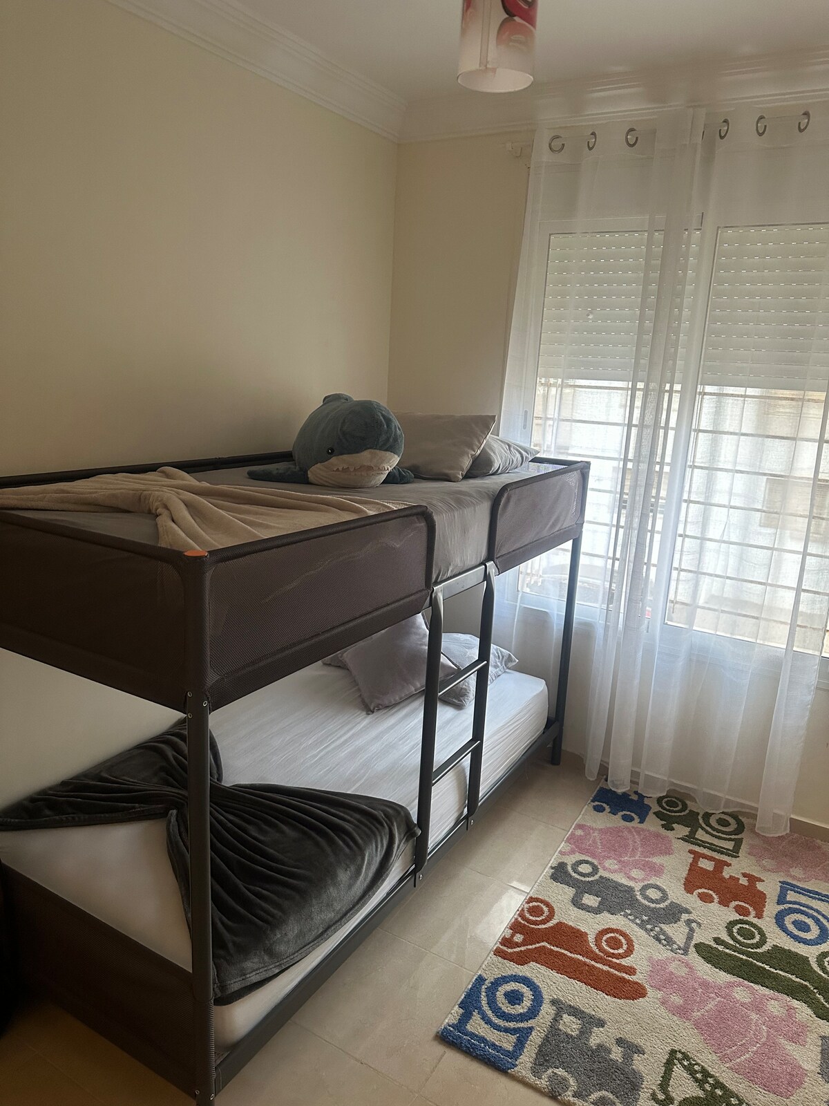 საძინებელი 1