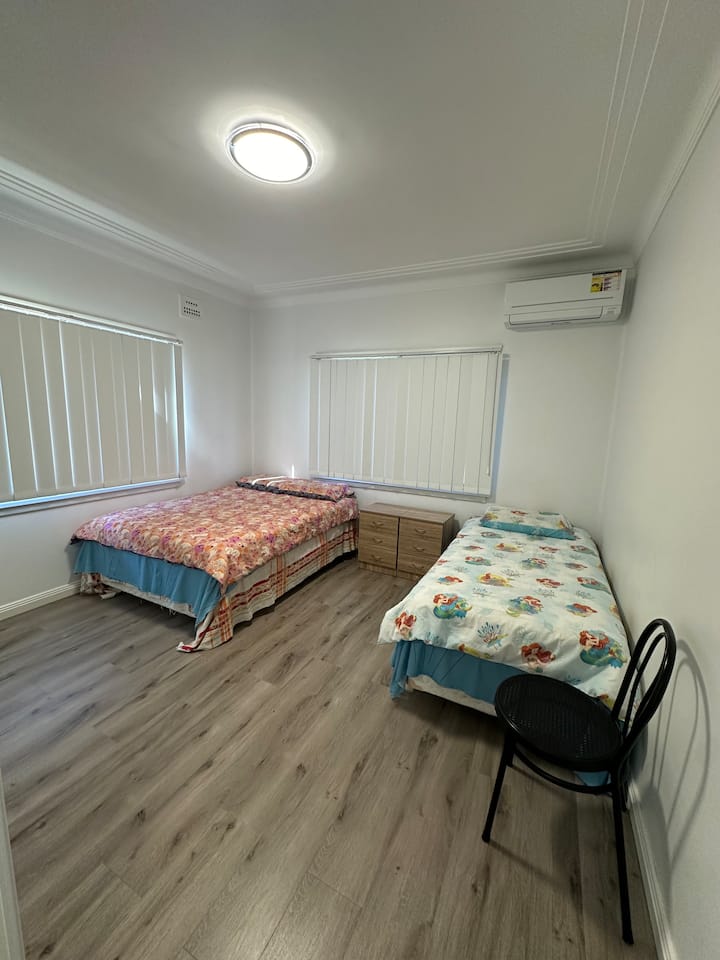 غرفة النوم 1