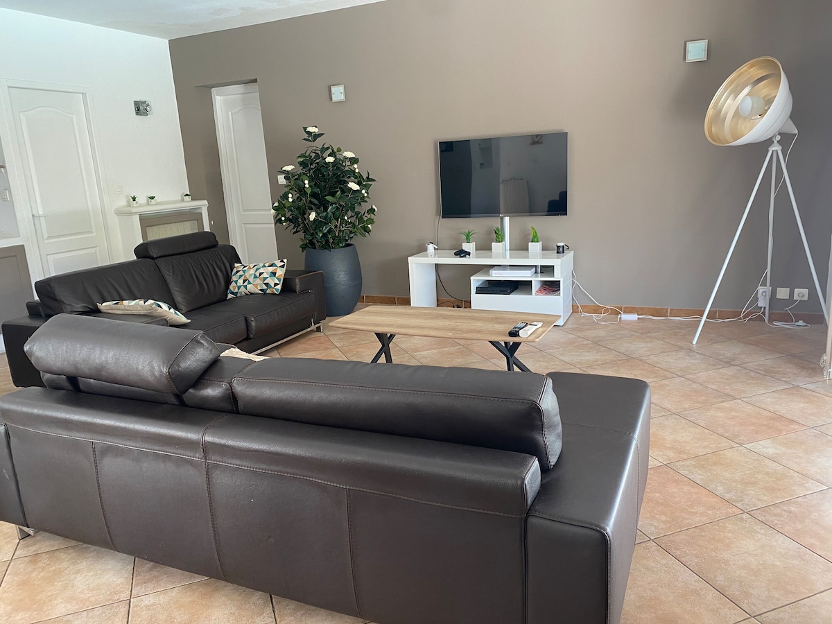 Top Airbnb: Villa for 8 people Cagnes-sur-Mer in Cagnes Sur Mer