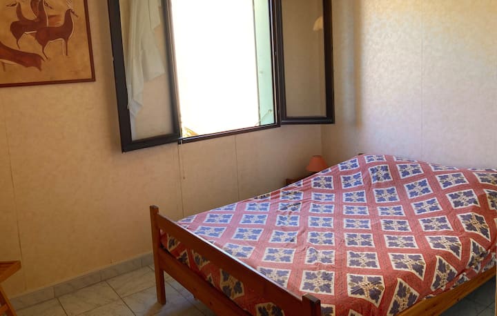 Dhomë gjumi 1