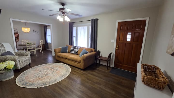 "Cozy 3br Lawrenceville Haven" - 로렌스빌