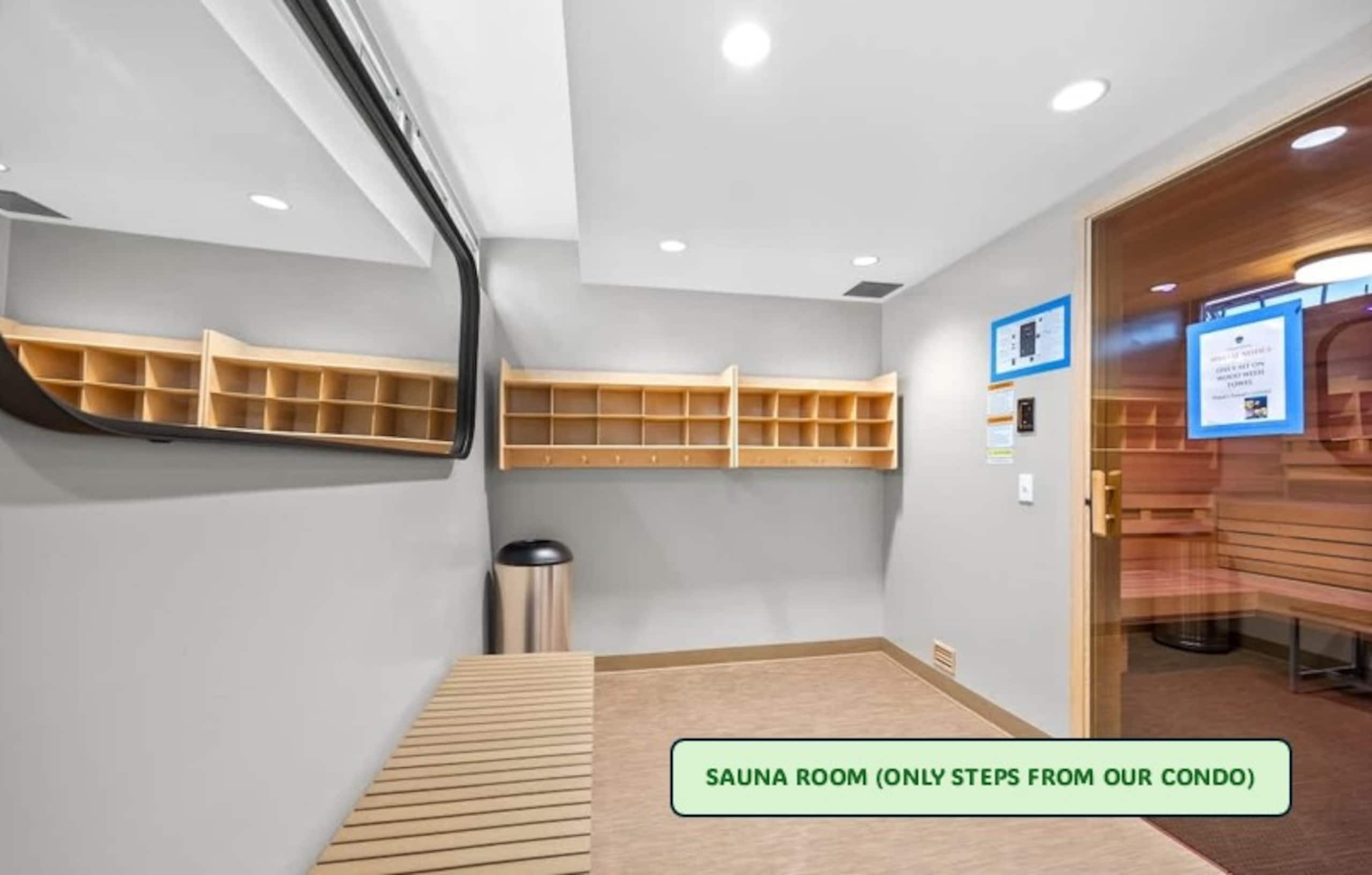 Huge patio | Modern | Washer | Free park | 5'Beach - Image 45