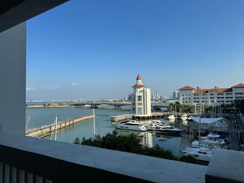 Seaview Waterfront Straits Quay w/Free Carpark