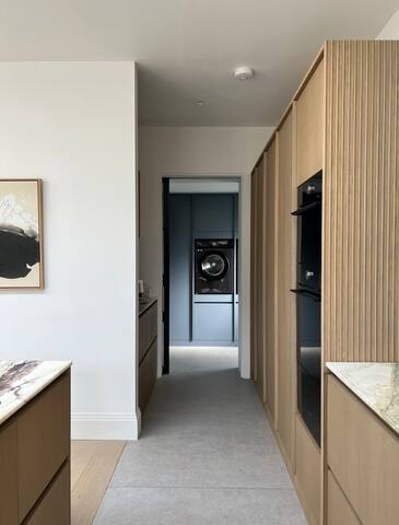 Pink Door Place gallery image 5