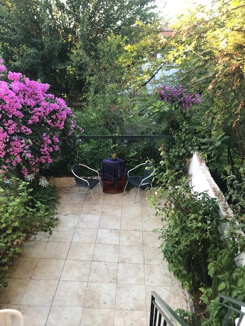 Heaven on the İsland with Garden