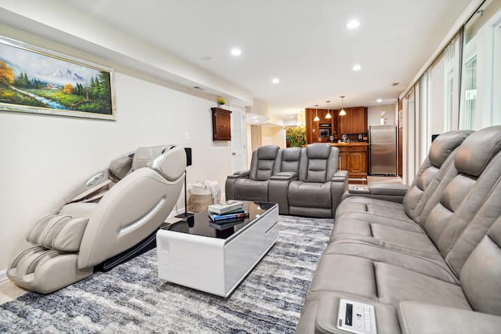 Posh & Lux Haven - Alexandria, VA