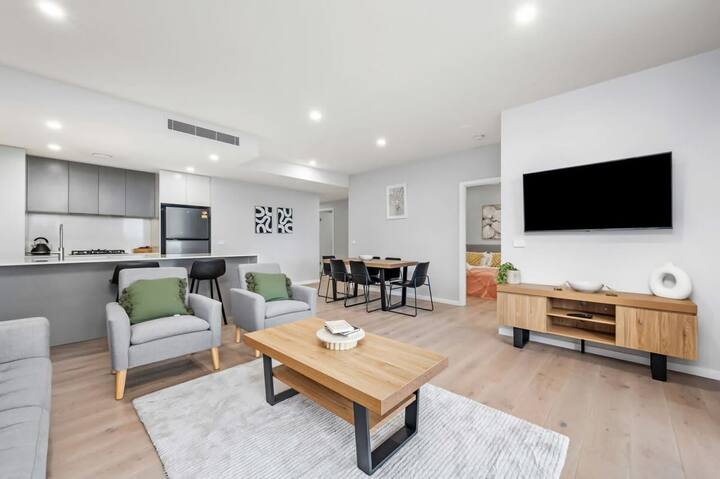 Herald Building Newcastle - Coastal City Retreat - 뉴캐슬