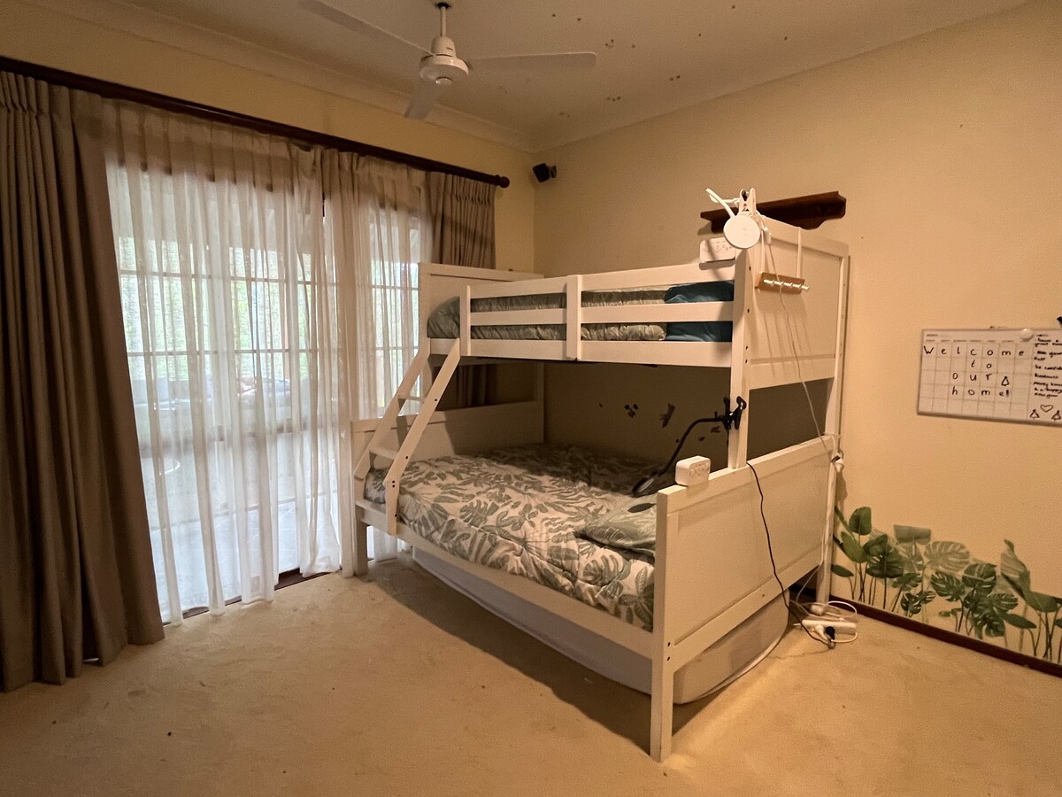 საძინებელი 2