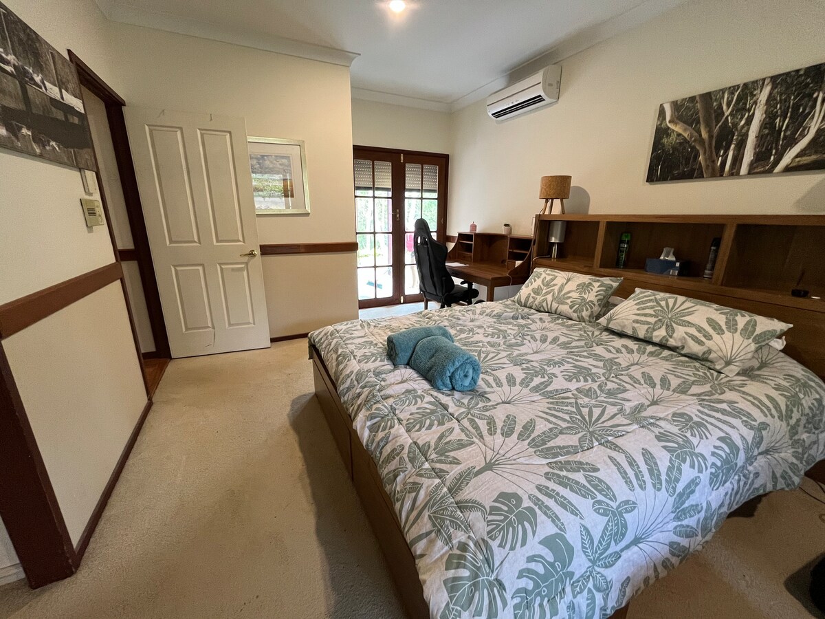 საძინებელი 1