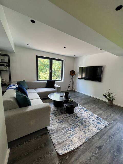 Duplex next to Lake Genval