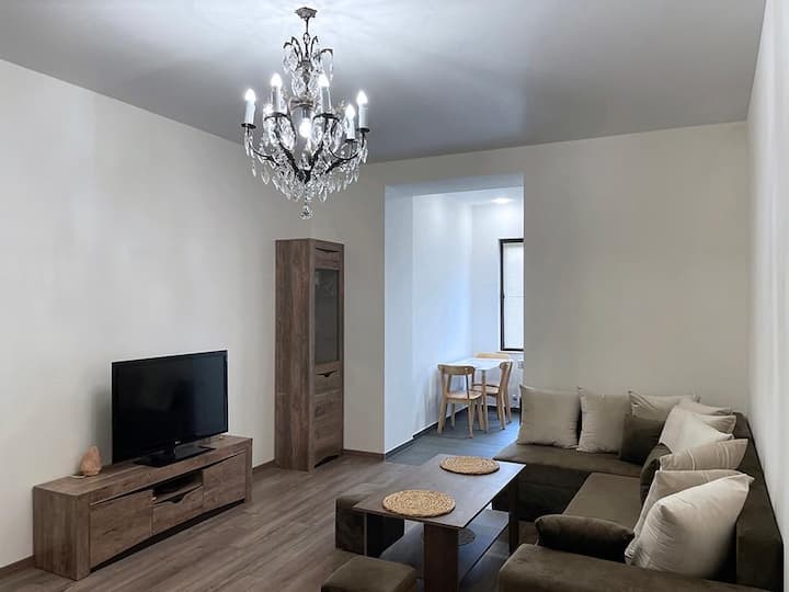 Cozy And Modern Apartment In City Center! - Erevan