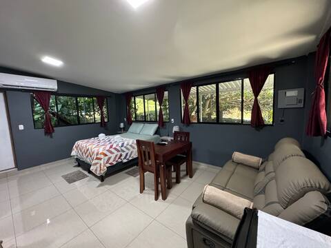 Beautiful Room in Suchitoto/El Mangal B&B